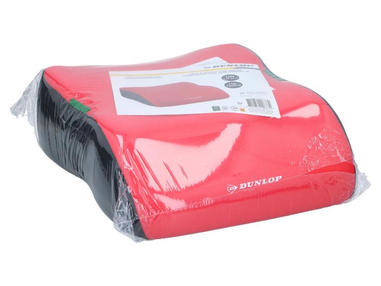 Rote Kindersitzerhöhung für Kinder von 135-150 cm, in transparenter Folie verpackt.