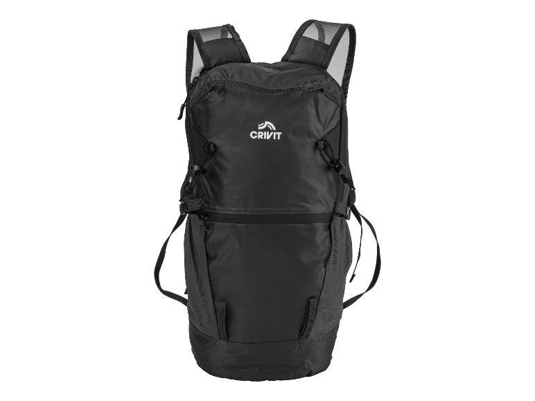 Schwarzer Crivit Rucksack: Wander Ausrüstung.