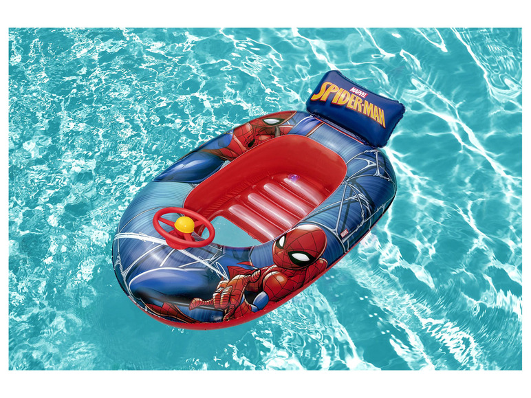 Ein aufblasbares Boot mit Spiderman-Motiv im Schwimmbad.