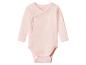 Rosa Wickelbody für Babys mit langen Ärmeln und Druckknöpfen.