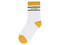 Weiße Socke mit gelben Akzenten und dem Schriftzug 'ROAR!'