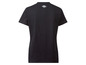 Ein schwarzes T-Shirt mit weißem Umbro-Logo.
