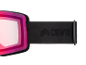 Nahaufnahme einer Skibrille mit rosa Glas und schwarzem Gummiband.