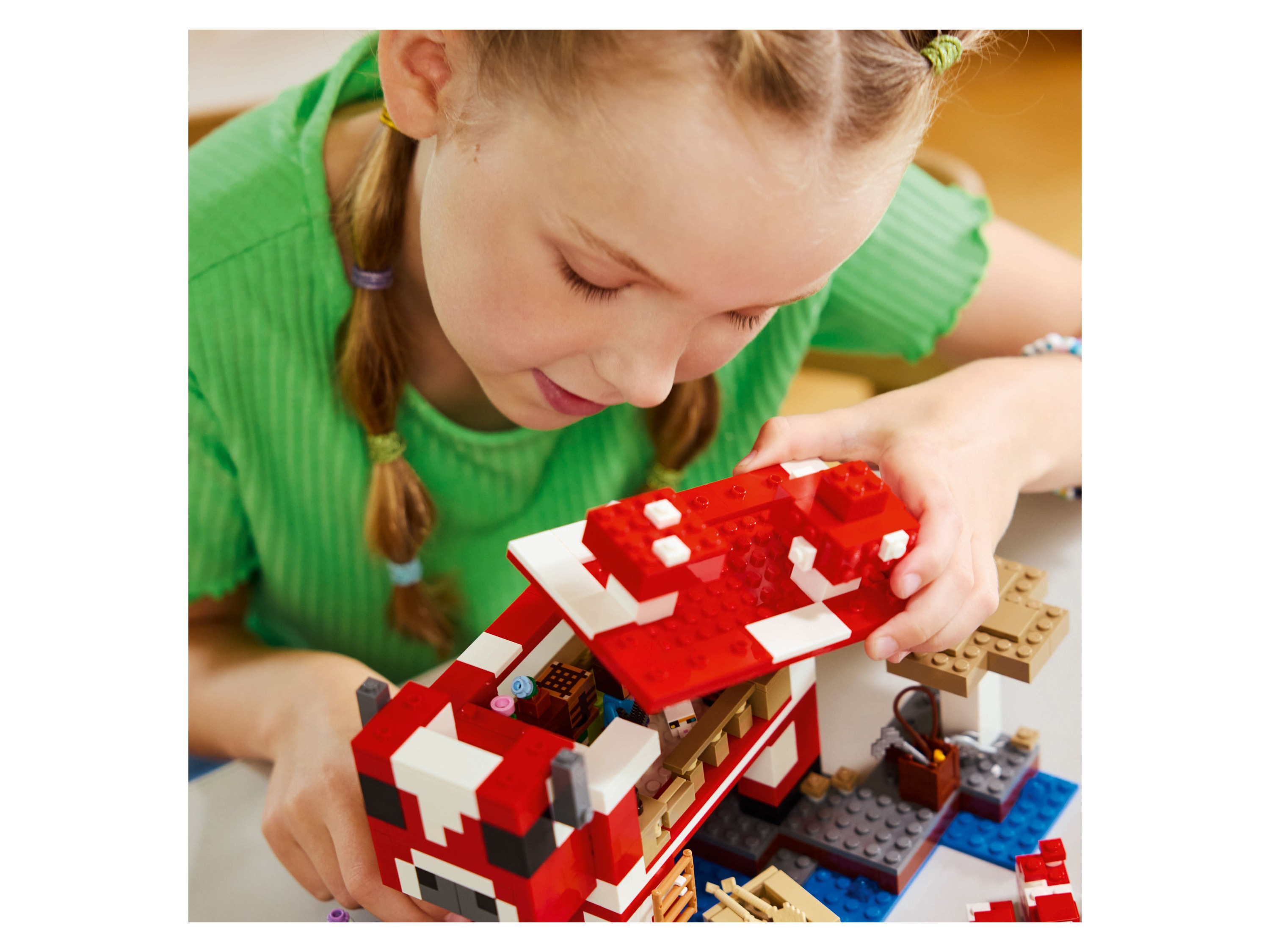 Thumbnail - Lego Minecraft 21270 The Mooshroom House