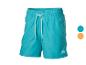 Türkise Badeshorts mit weißem Kordelzug und Logo.