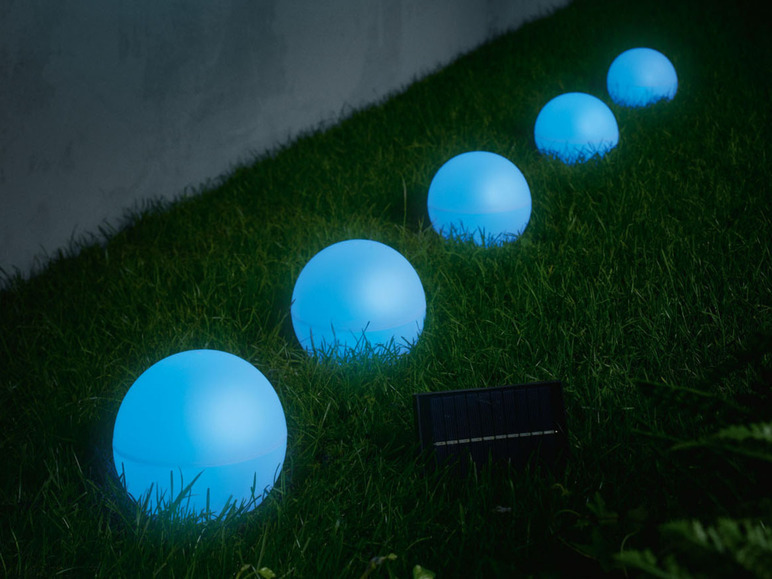 Gehe zu Vollbildansicht: LIVARNO home LED Solar Bodenlichterkette, mit 5 LED-Leuchten - Bild 11