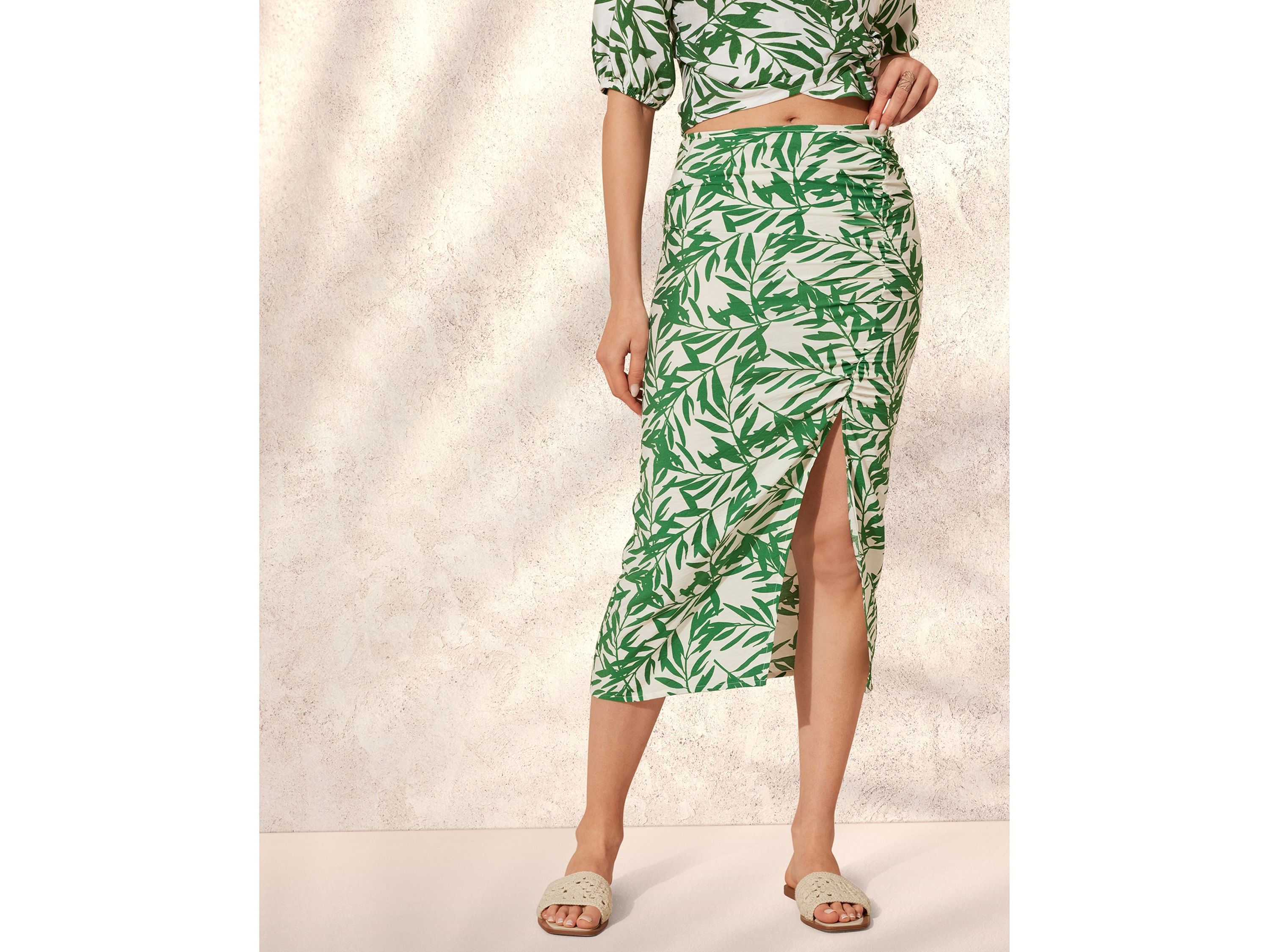 ESMARA® Damen Wickelrock midi (Grün, 34) – Bild 2 von 3