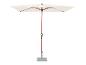 Cremefarbener rechteckiger Sonnenschirm mit Holzstange und grauem Fuß.