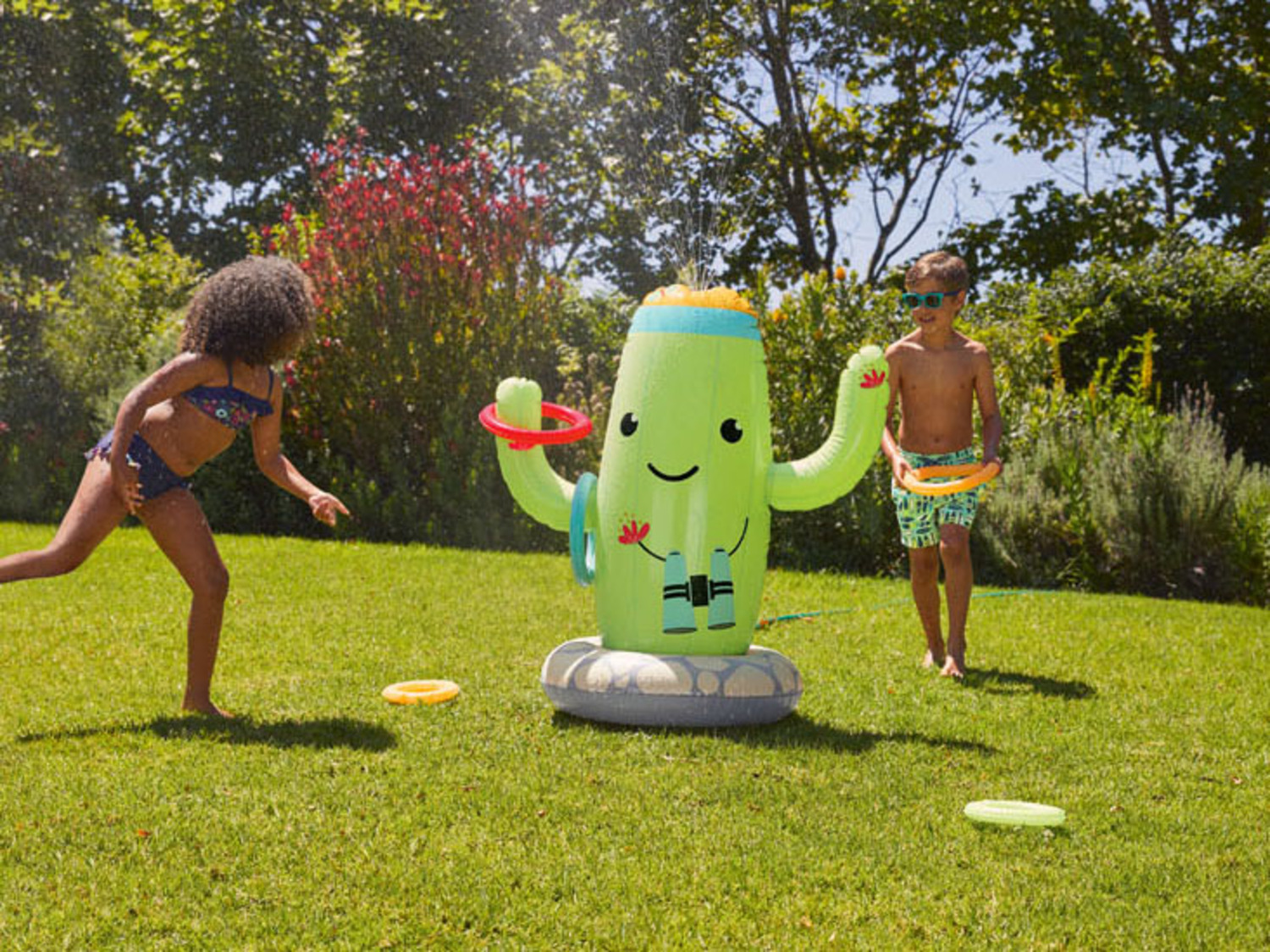 mit Wassersprinkler 3 aufblasbaren Wu… Kaktus, Playtive