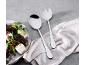 Salatbesteck-Set aus Edelstahl mit einer Schüssel Feta- und Rote-Bete-Salat.