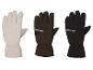 Drei Paar Skihandschuhe in Beige, Braun und Schwarz.