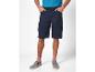 Herren-Cargoshorts und gestreifte Espadrilles.