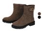 Braune Wildleder-Stiefeletten mit Reißverschluss und Zierschnalle.