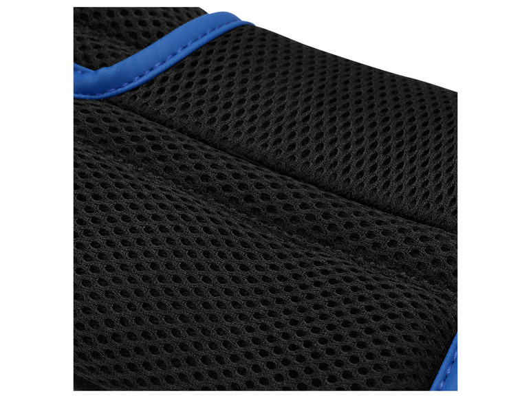 Schwarzes Mesh-Material mit blauer Einfassung