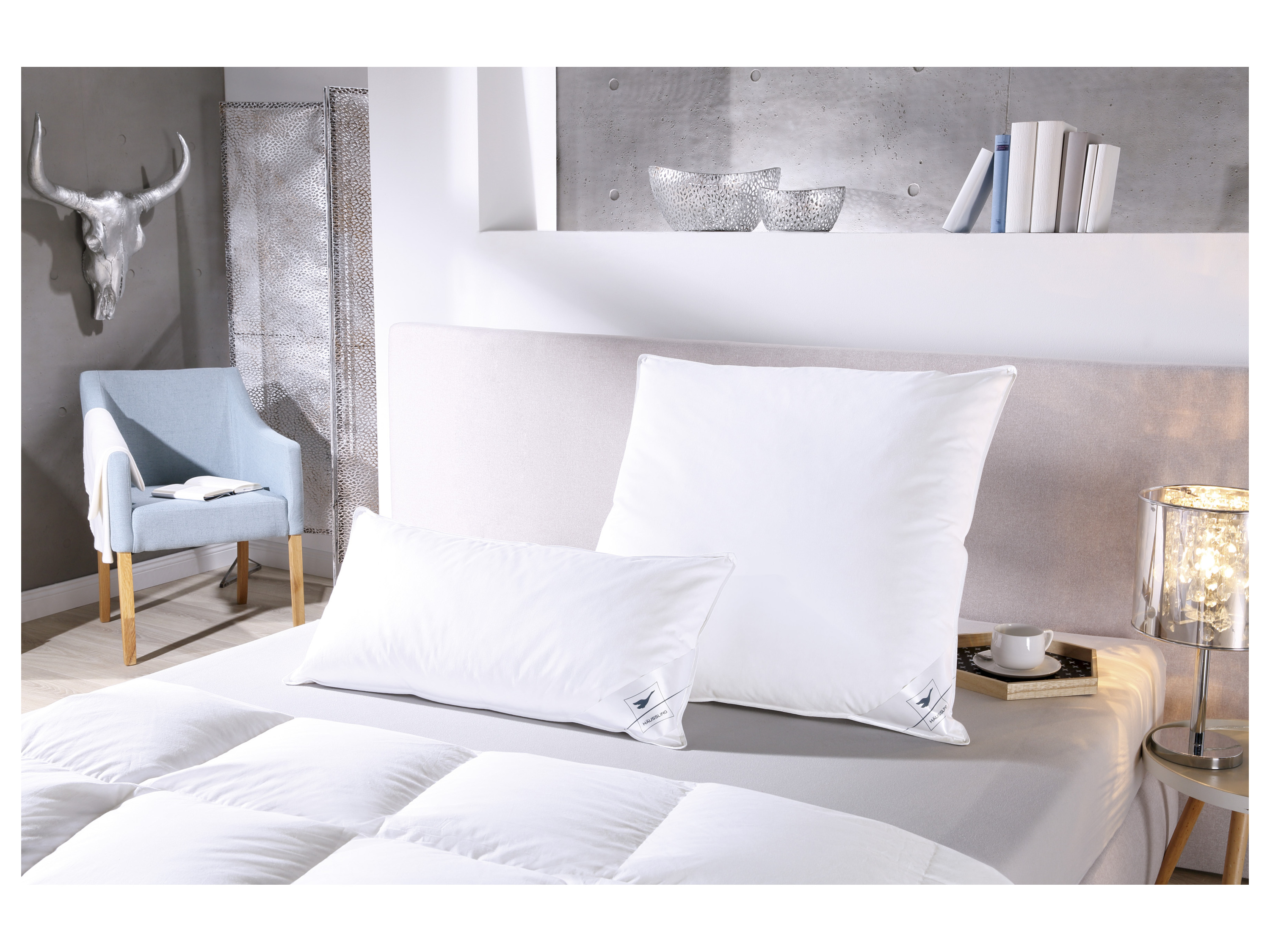 Thumbnail - HÄUSSLING Premium Kopfkissen mit Federn & Daunen (80 x 80 cm)