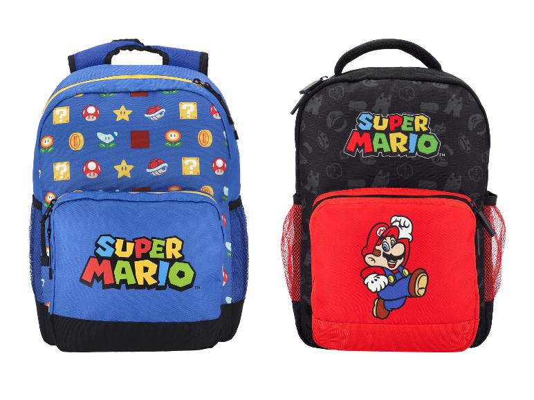 Zwei Super Mario Rucksäcke; einer blau mit Spielsymbolen, der andere rot-schwarz mit Mario.