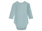 Ein hellblauer Baby-Body mit langen Ärmeln.