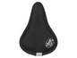 Schwarzer Fahrradsattel mit Memory Foam.