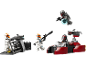 Kinderspielzeug zum Zusammenbauen mit Soldatenfiguren und Fahrzeug auf schwarzem Hintergrund.