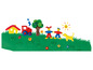 Plastilinfiguren, darunter ein Traktor, ein Haus, ein Baum, die Sonne und zwei Kinder, die Hand in Hand gehen.