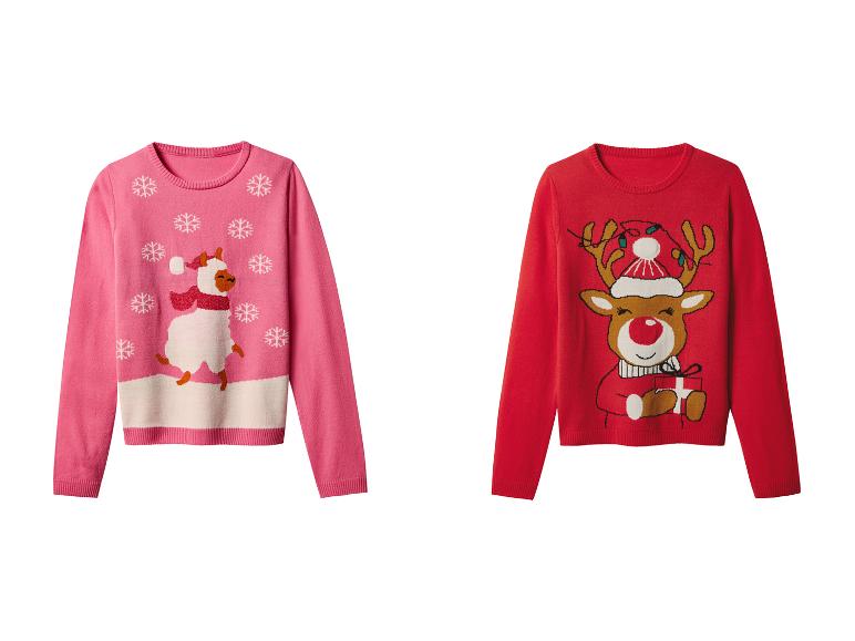 Zwei Weihnachtspullover: ein rosa mit Lama und Schneeflocken, und ein roter mit Rentier.