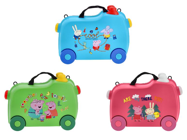 Drei Kinderkoffer mit Peppa Pig-Charakteren und den Texten „Cool Adventures“, „Together Play Family“, „Are We There Yet?“