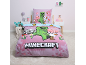 Kinderbettwäsche mit Motiven aus einem beliebten Videospiel in einem rosa Zimmer.