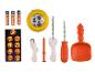 Kürbisschnitzset mit Batterien, Taschenlampe, Werkzeugen und Halloween-Schablonen.