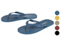 Zwei blaue Flip-Flops der Marke Livergy.