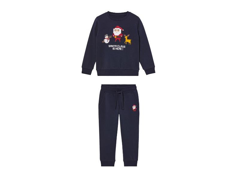 Blauer Weihnachtspullover und -hose mit Santa Claus Motiv.