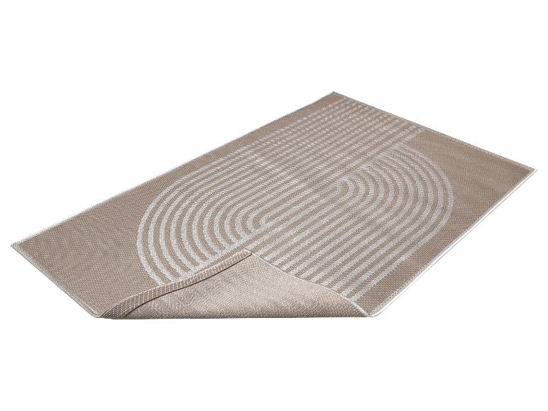 Beiger Teppich mit weißem geometrischem Linienmuster