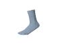 Hellblaue, einfarbige Rippsocke, Seitenansicht.