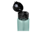 Türkisfarbene Wasserflasche mit offenem schwarzem Deckel