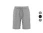Graue Sweatshorts mit verstellbarem Kordelzug, mit schwarzen und grauen Farbmustern.