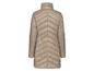 Beige gesteppte Jacke mit langen Ärmeln.