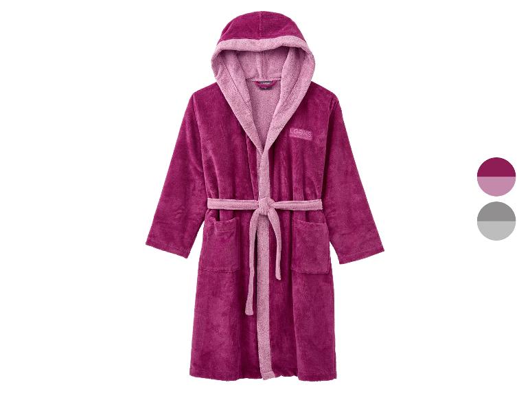 Lila-rosa Kapuzenbademantel mit Bindegürtel, Taschen und „LOOKS“-Schriftzug.