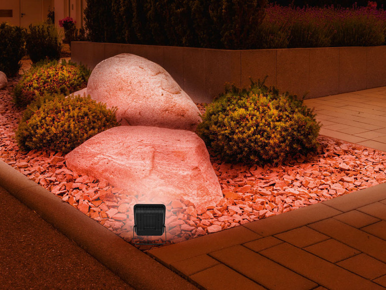 Gehe zu Vollbildansicht: Livarno Home Außenstrahler, mit Lichtfarbensteuerung und RGB, »Zigbee Smart Home« - Bild 7