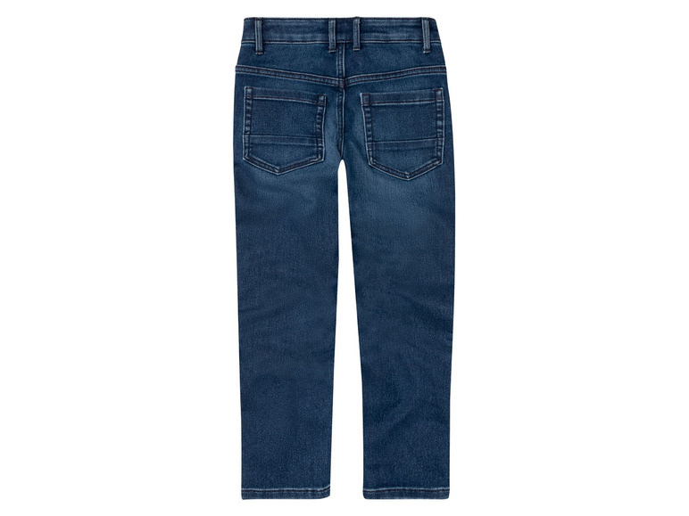 Eine blaue Jeanshose für Herren.