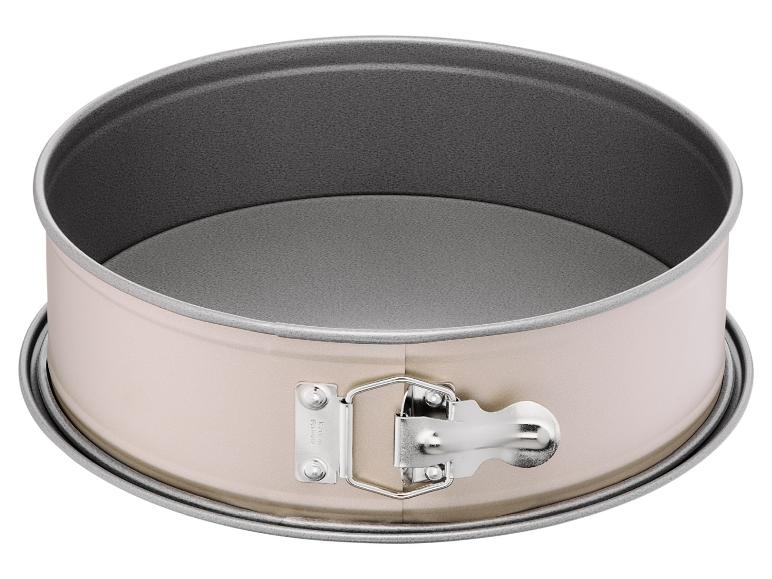 Springform mit Antihaftbeschichtung und Spannverschluss.