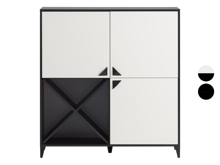 Schwarz-weißer Aufbewahrungsschrank mit Fächern und Flaschenregalen.