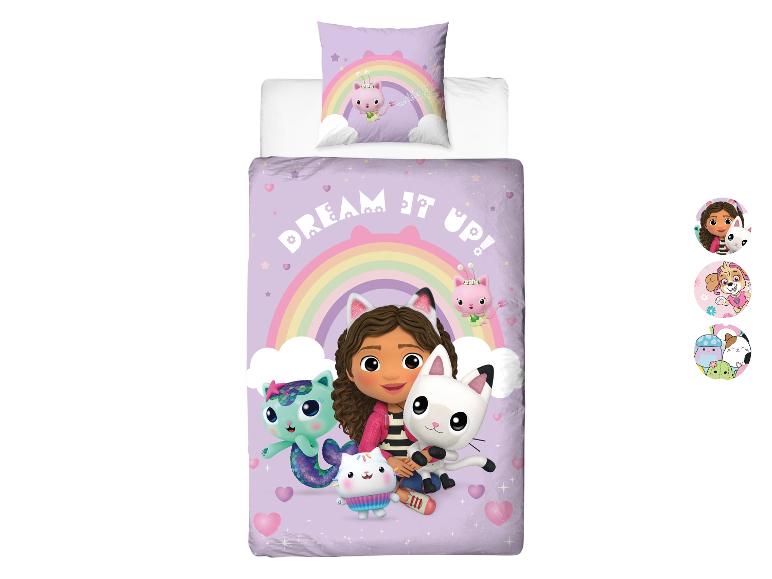 Lila Bettwäsche-Set mit Zeichentrickfiguren und einem Regenbogen, mit dem Text „DREAM IT UP!“