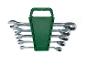 Satz Ratschenschlüssel in verschiedenen Größen in einem grünen Halter