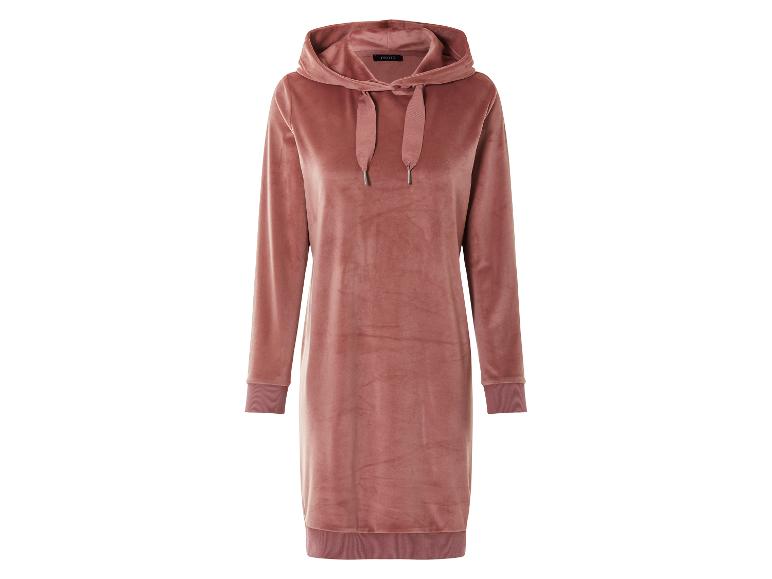 Ein rosafarbenes Samtkleid mit Kapuze der Marke Esmara.