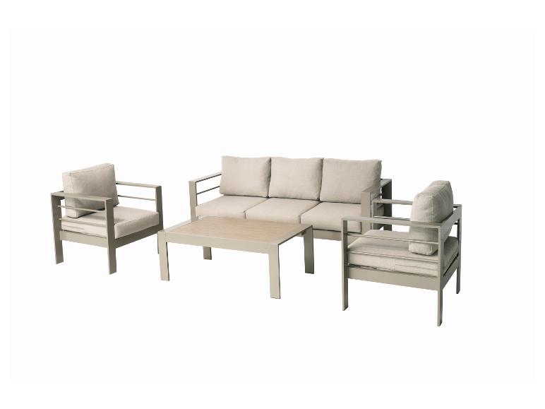 Gartenmöbel-Set mit beigem Sofa, zwei Sesseln und einem Couchtisch