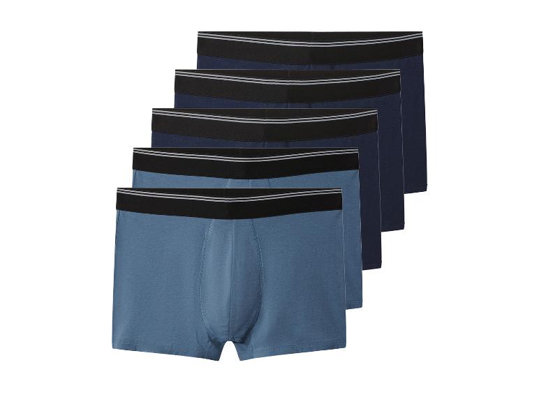 Ein Set aus fünf Herren-Boxershorts in Blau- und Marineblautönen.