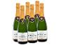 Sechs Flaschen Sekt mit goldener Folie und Etiketten „Crémant de Loire Brut“.