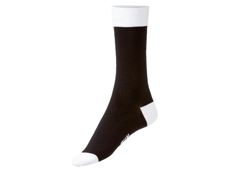 Schwarze Socke mit weißen Details.
