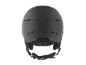 Schwarzer Skihelm mit Lüftungsschlitzen und verstellbarem Riemen, Rückansicht.