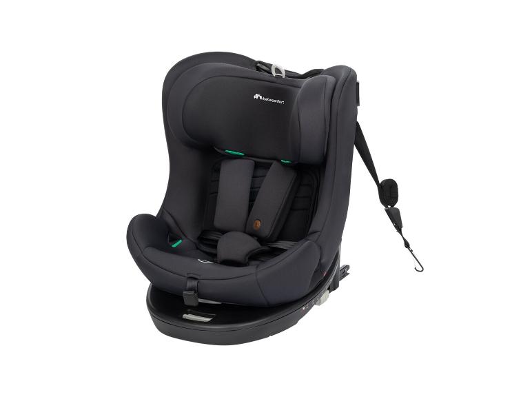 Schwarzer Kindersitz mit Fünfpunktgurt und drehbarer Basis.