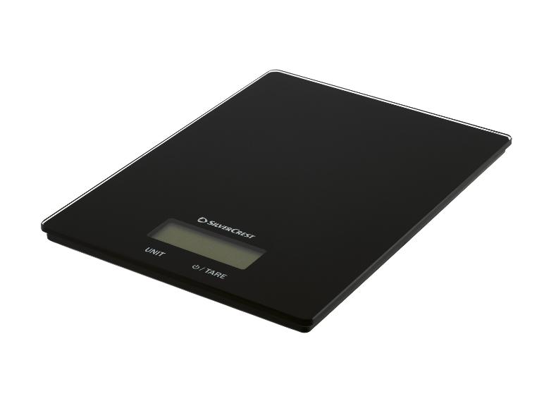 SilverCrest digitale Küchenwaage in Schwarz mit Display und Tasten.